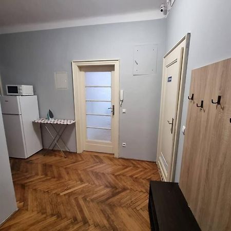 Fantastic Krk - Kr6 Room D Krakau Buitenkant foto