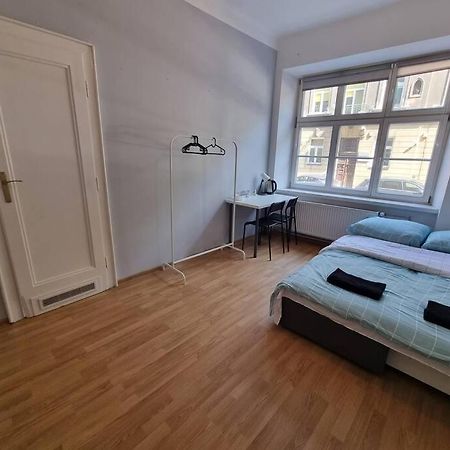 Fantastic Krk - Kr6 Room D Krakau Buitenkant foto