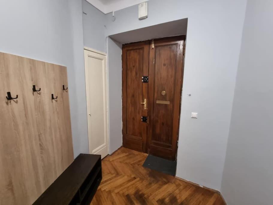 Fantastic Krk - Kr6 Room D Krakau Buitenkant foto